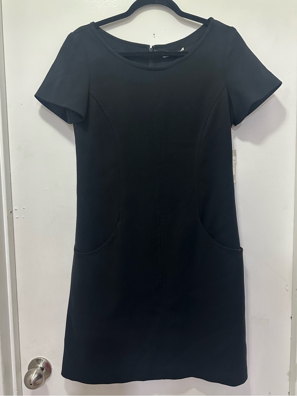 New! Eliza J Classic Black Short-Sleeve Shift Dress SZ 8